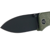Explorer Banter Folding Knife - Carbon Fiber, where style meets utility 